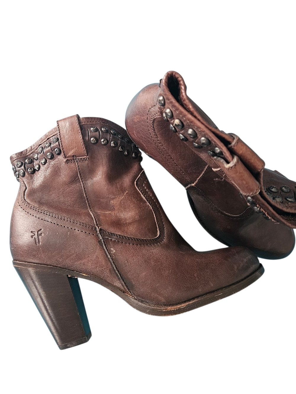 Frye Jenny Cut Brown Studded Leather Ankle Boots Size 10